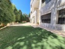 Villa for sale in Marj El Hamam a building area of 1800m