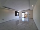 Duplex last floor apartment with roof for sale in Al-Sweifeyeh 250m