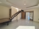 Duplex last floor apartment with roof for sale in Al-Sweifeyeh 265m