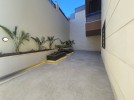 Ground floor with garden for sale on Airport Road, area of 235m