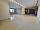 Flat apartment with garden sale in Rujm Omaish with area of 250m