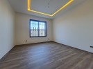 Flat apartment with garden sale in Rujm Omaish with area of 250m