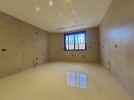 Flat apartment with garden sale in Rujm Omaish with area of 250m