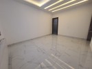 Duplex last floor with roof for sale in Qaryet Al-Nakheel, of 235m