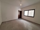 Second floor apartment for sale in Abdoun 175m